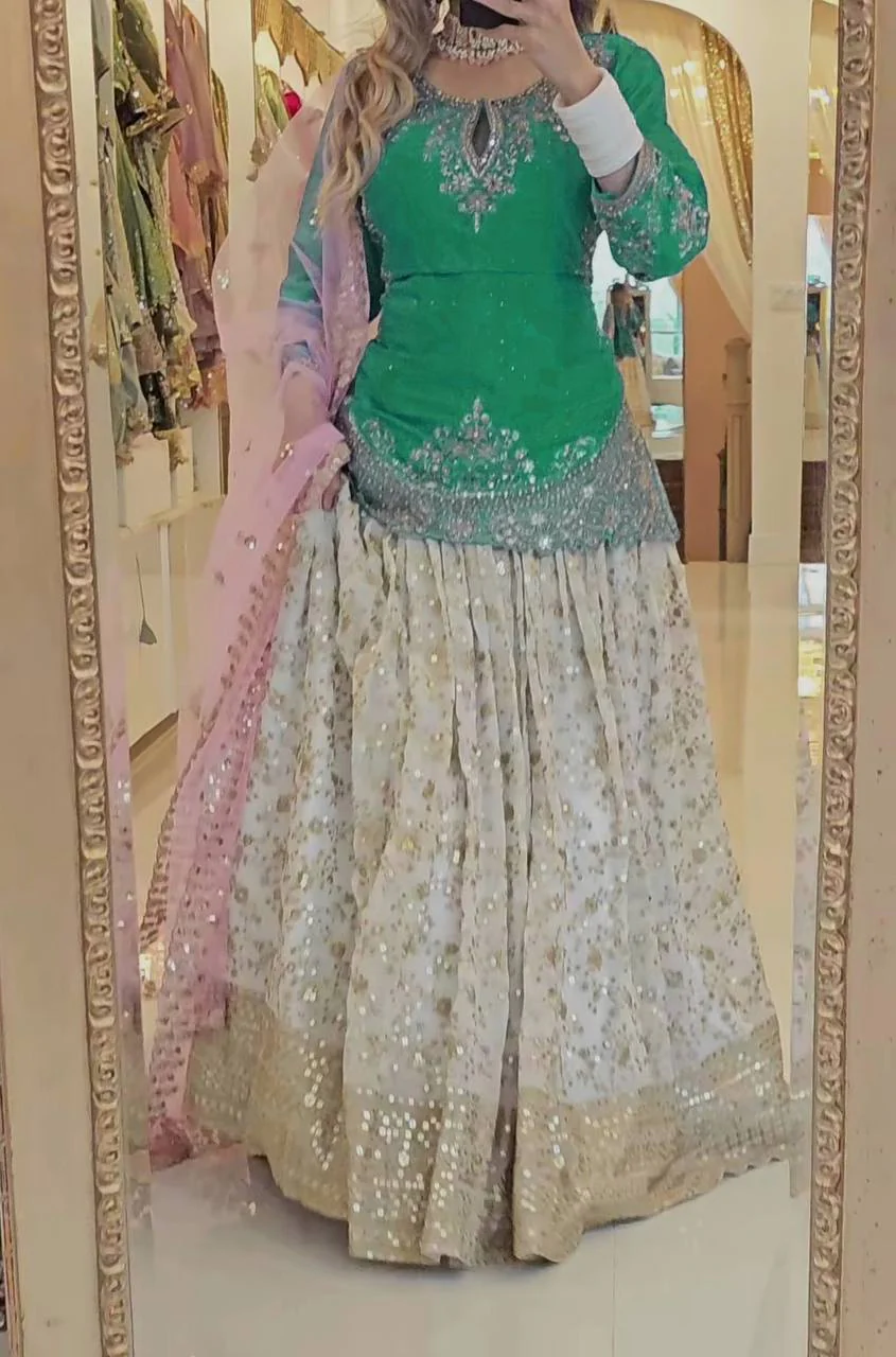 A Stunning White Lehenga for Timeless Festivities - Image 8