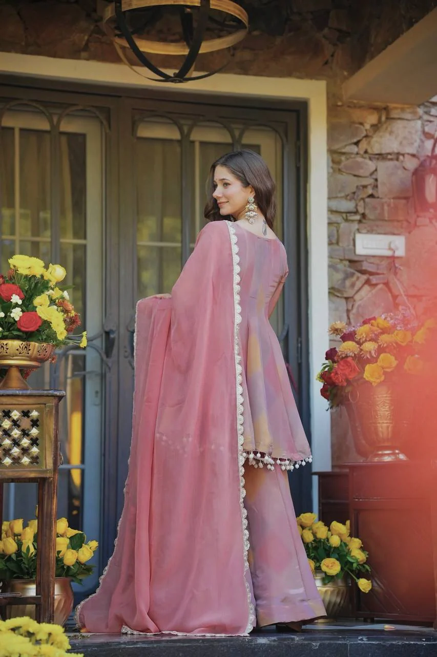 Blossom Bliss: Vibrant Celebration Outfit - Image 6