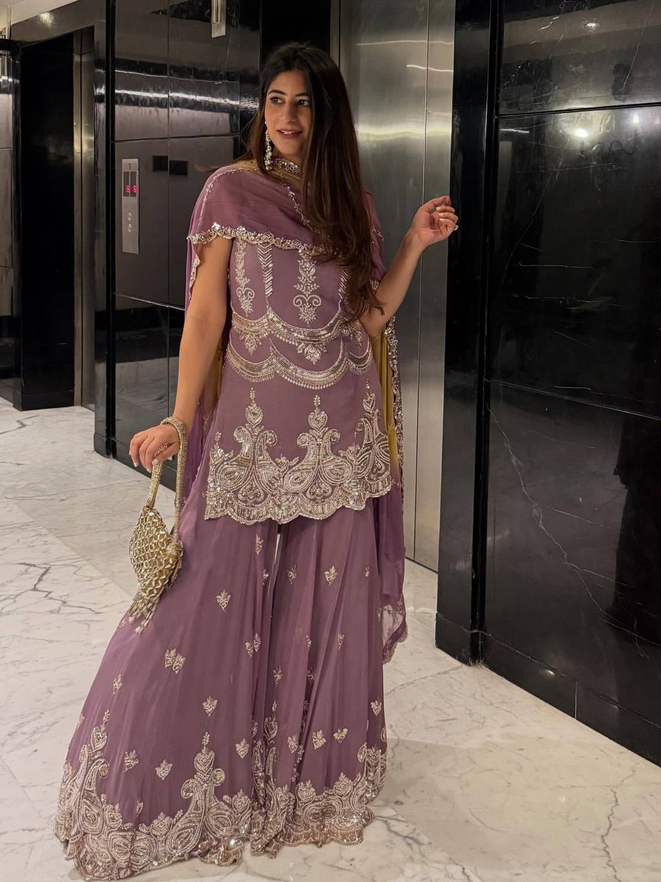 Lavender Charm: Traditional Ethnic Ensemble - Image 2