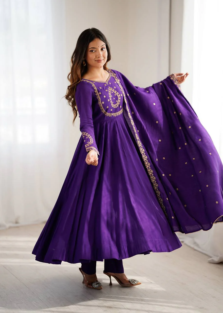 Majestic Purple Elegance Ensemble - Image 7