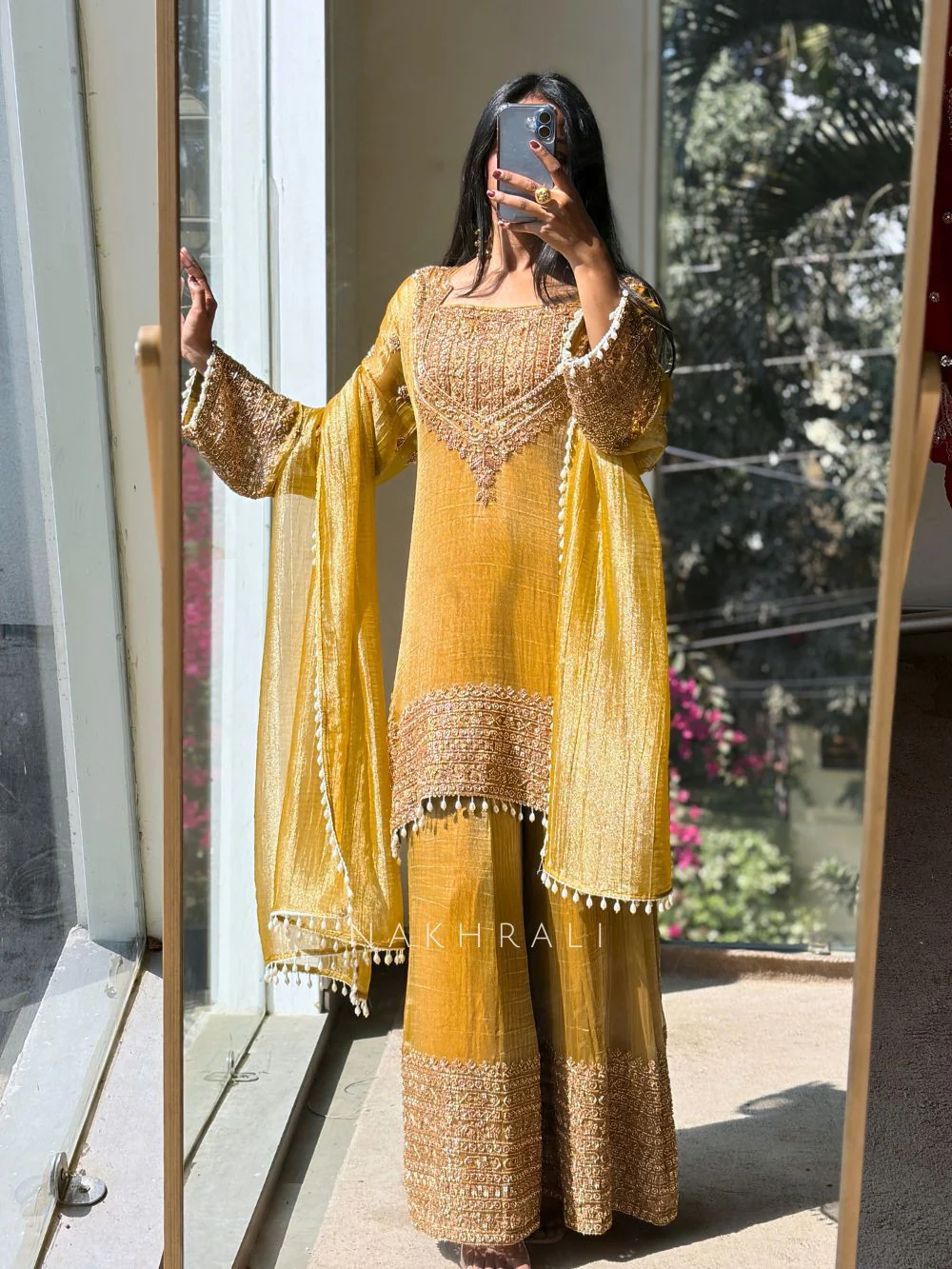 Radiant Attire for Festive Celebrations - Image 13