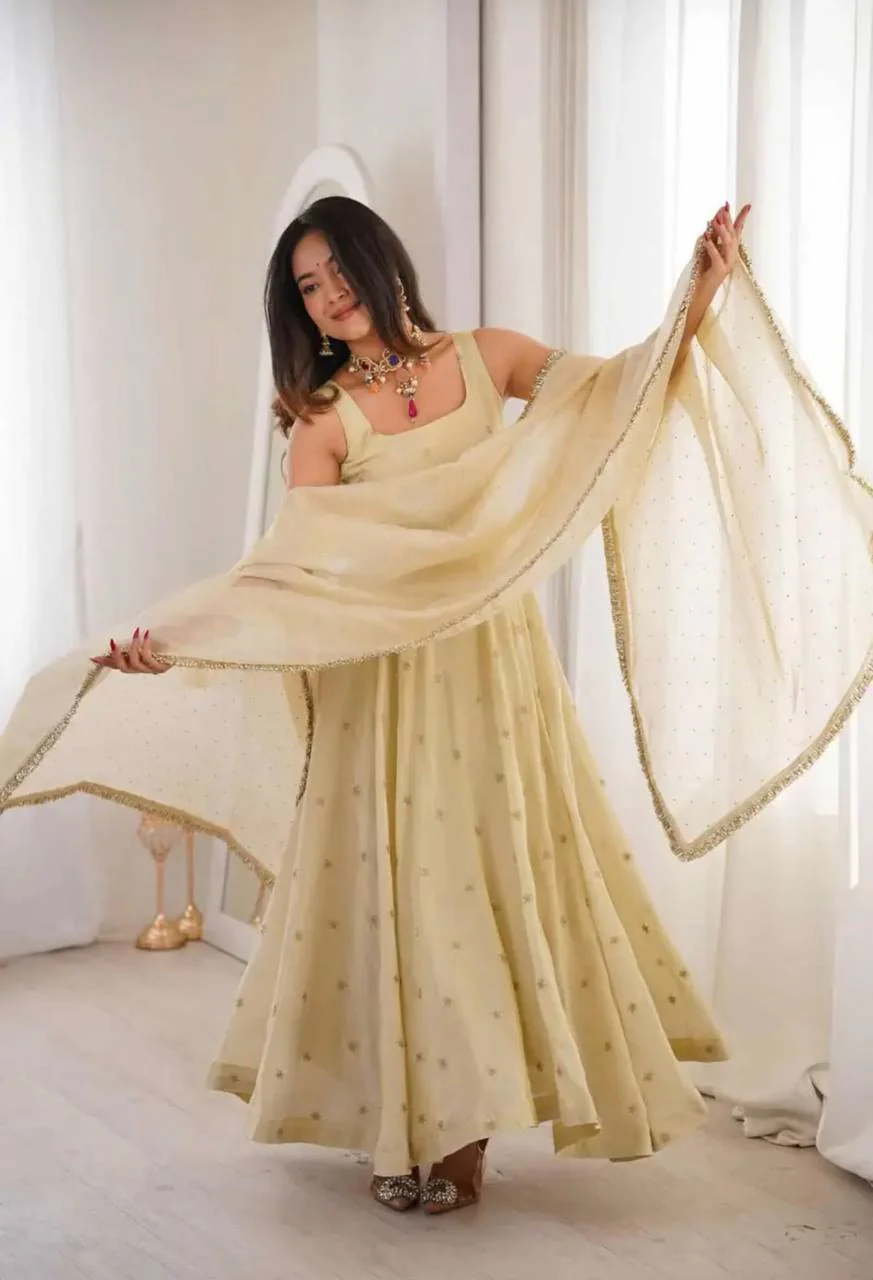 Radiant Elegance for Special Occasions - Image 2