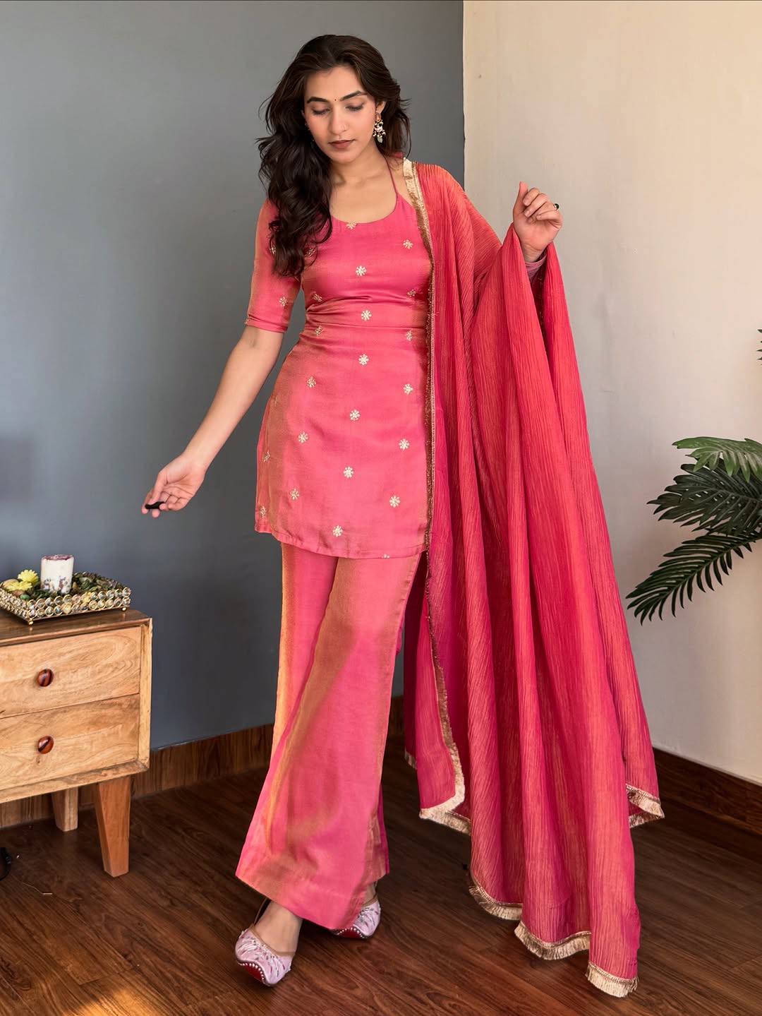 Radiant Pink Elegance for Every Occasion - Image 2