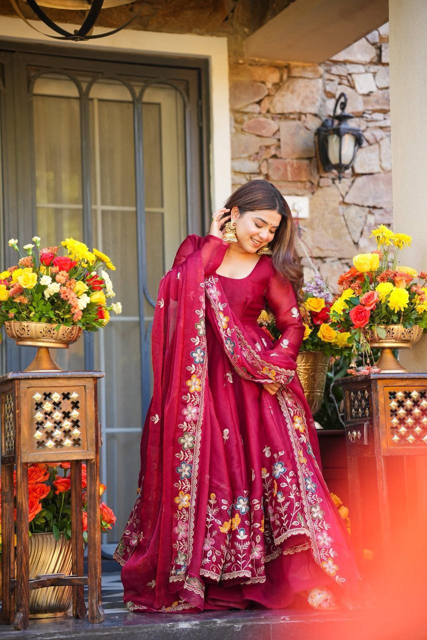 Vibrant Blossoms: Dance of Colors - Image 3