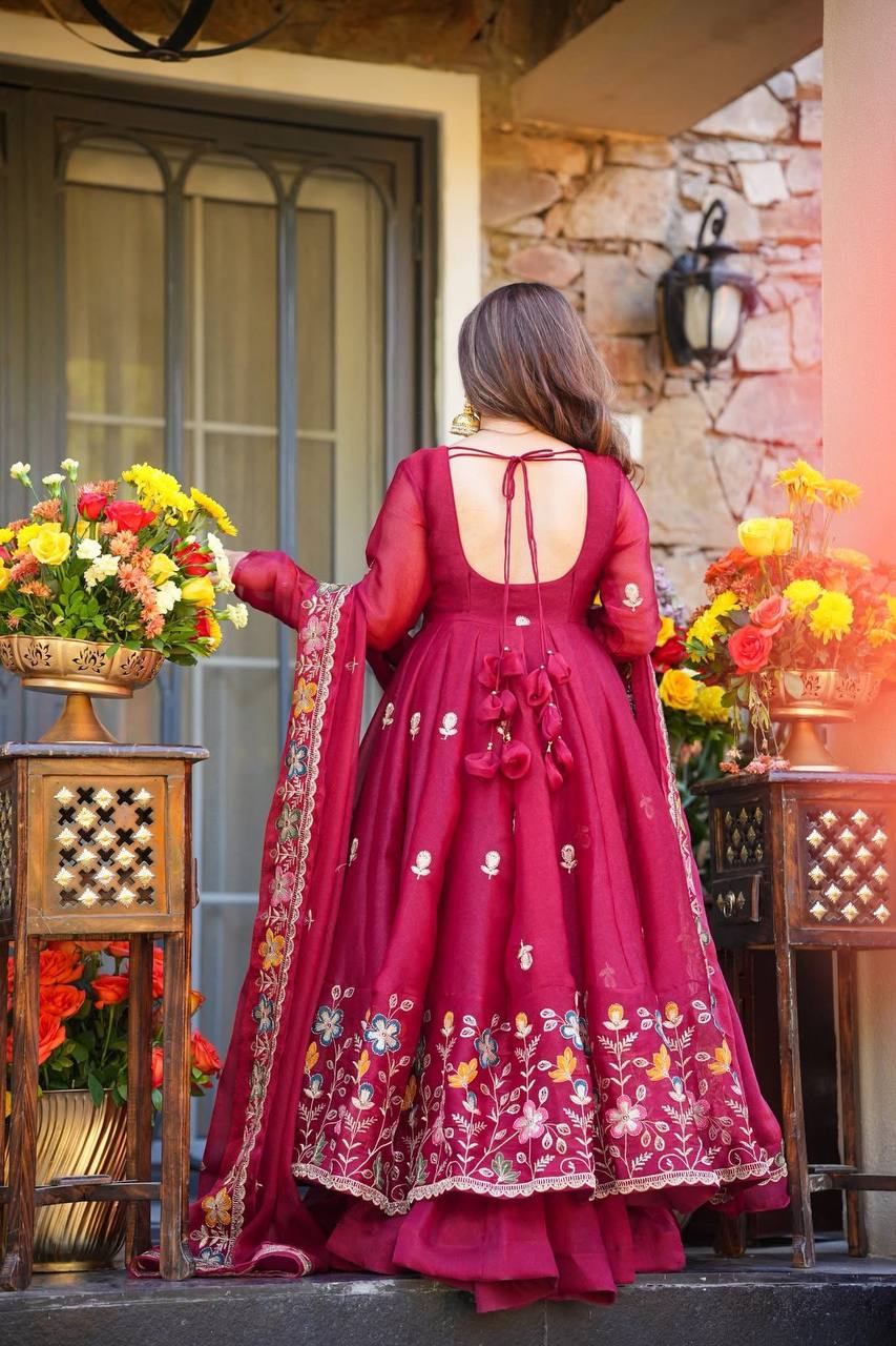 Vibrant Blossoms: Dance of Colors - Image 4