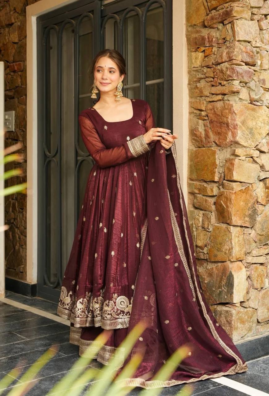 Vibrant Fusion of Tradition and Trend - Image 5